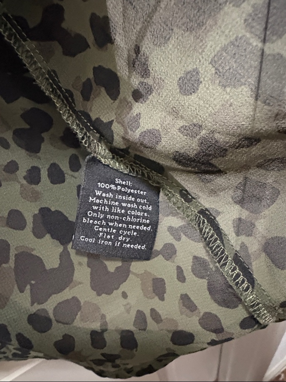 Rock & Republic Olive Green and Black Leopard Print Top - Picture 3 of 10